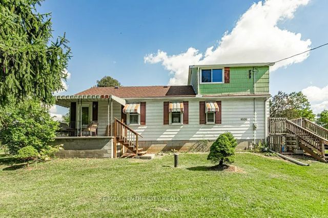 4526 Wonderland Road S, London South