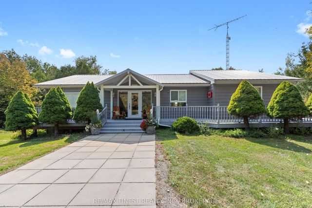 180 Napanee Road, Tweed