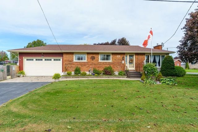 1001 Edythe Avenue, Cornwall