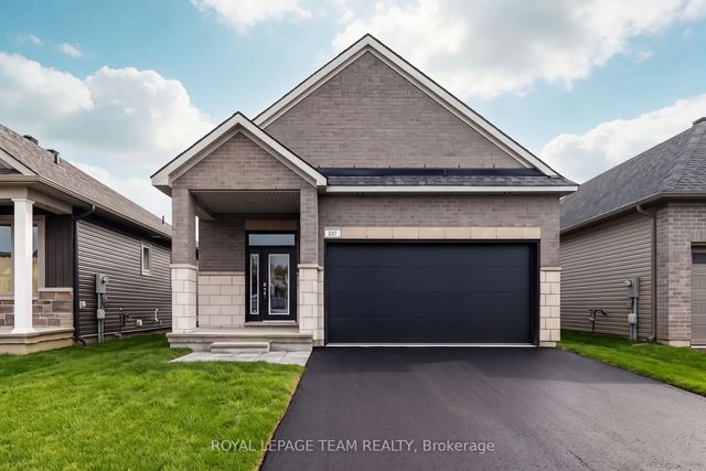 237 Hannam Bud Way, Blossom Park - Airport and Area