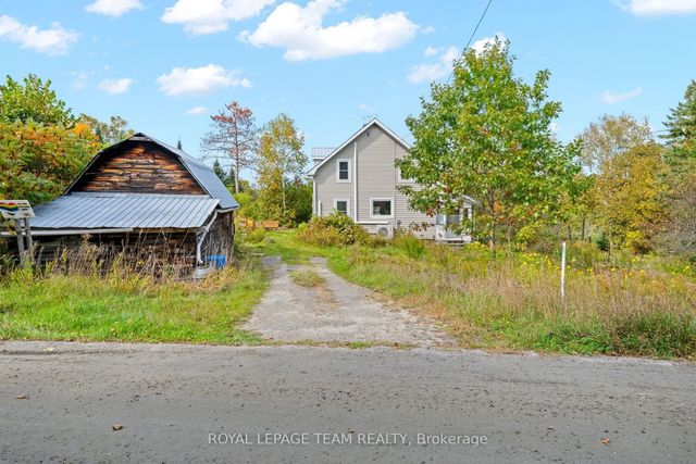 328 Clyde Forks Road, Lanark Highlands