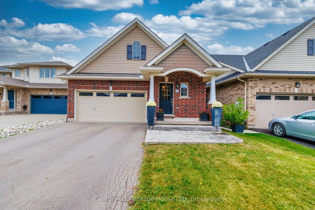 7 Kenmar Court, St. Catharines