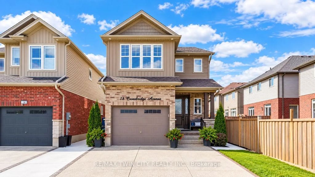 18 Crossbridge Avenue, Kitchener