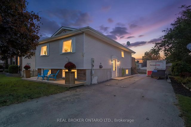 31 Beckett Boulevard, Tillsonburg