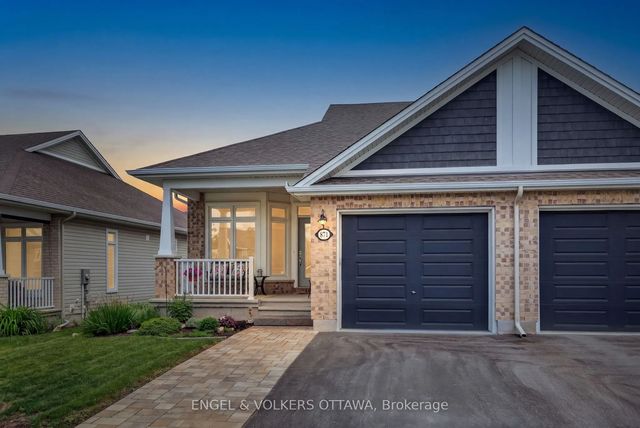 871 Tewin Circle, Orleans - Cumberland and Area