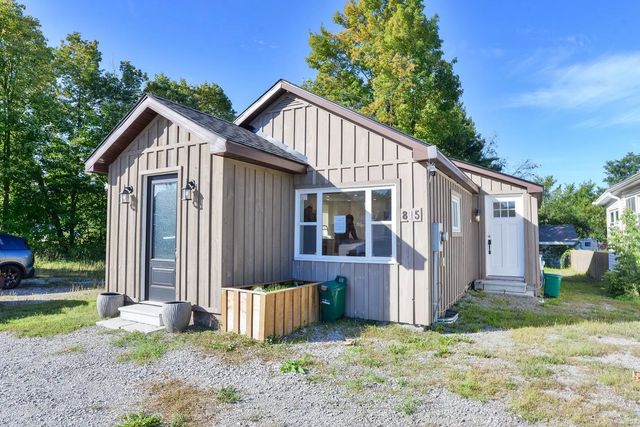815 Muskoka Road S, Gravenhurst