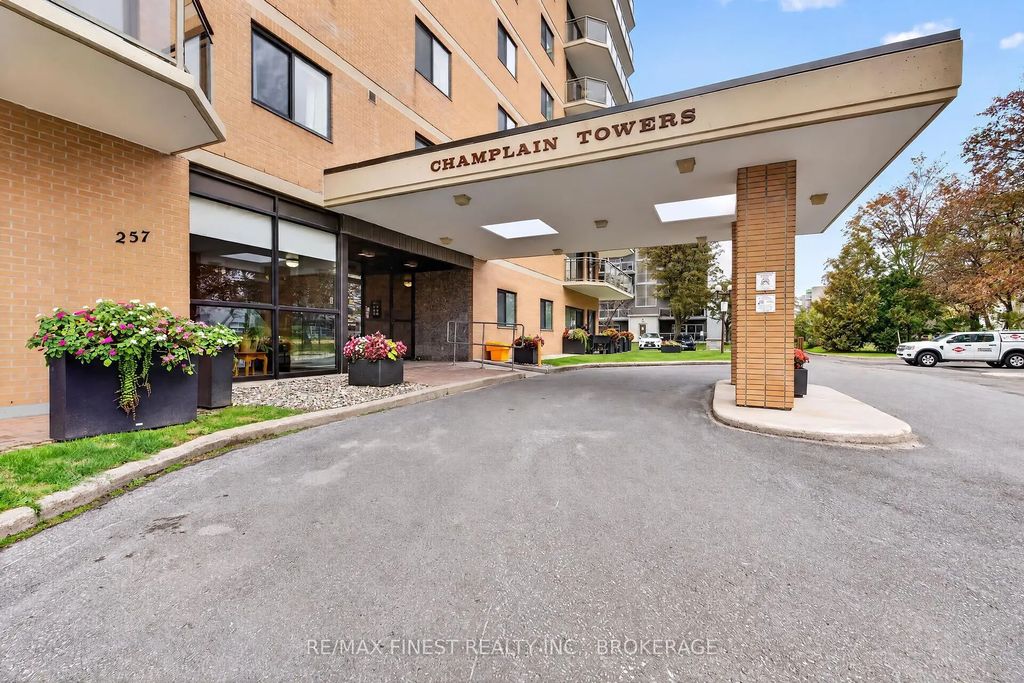257 Bath Road 502, Kingston