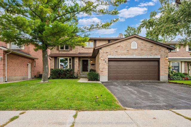981 Edinborough Crescent, Kingston