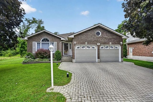 1099 Bridlewood Drive, Brockville