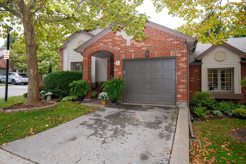 1100 Byron Baseline Road 5, London South