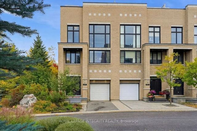 800 Petra Private, Kanata