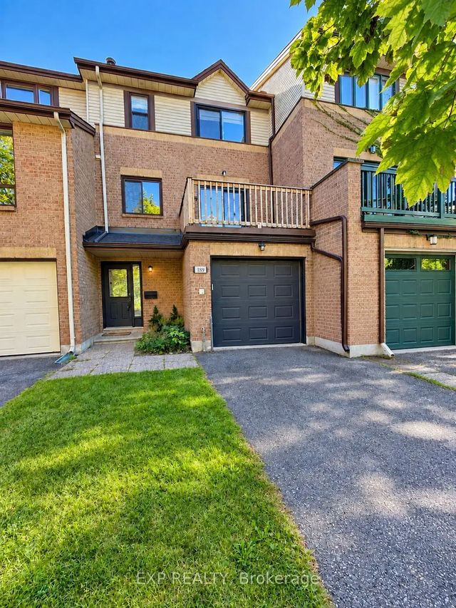 189 Dunbarton Court, Manor Park - Cardinal Glen and Area
