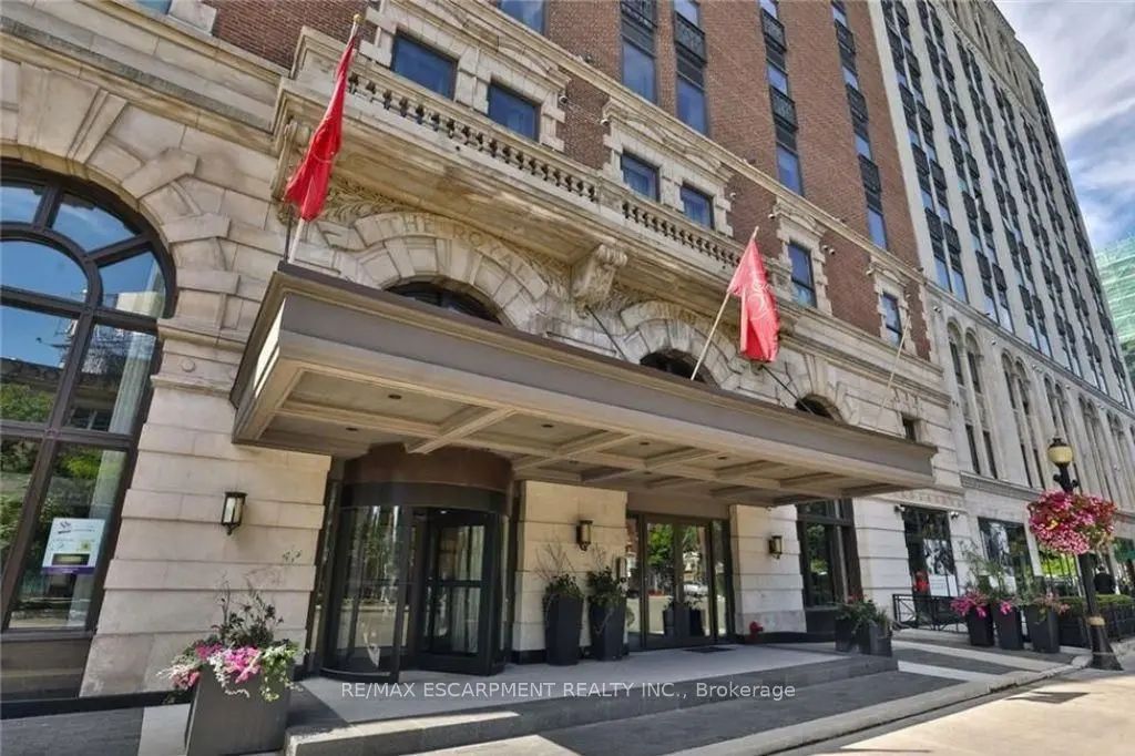 112 King Street E 1105, Hamilton
