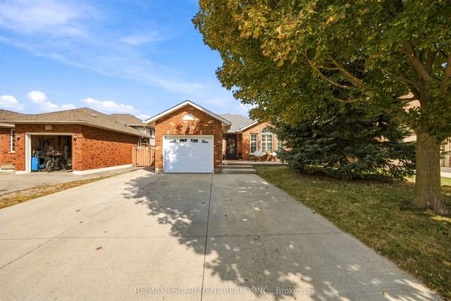 776 Acadia Drive, Hamilton