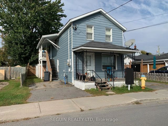223-225 Higginson Street, Hawkesbury