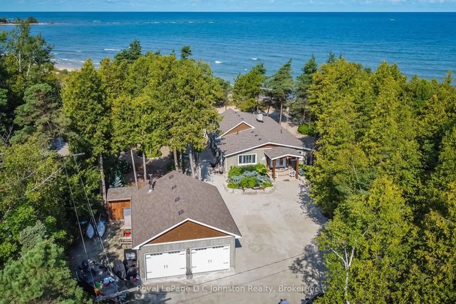 103 Saugeen Beach Road, Saugeen Shores