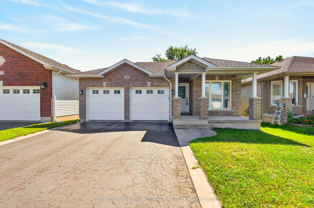 1097 Crossfield Avenue, Kingston