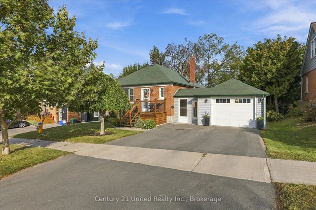 766 Devon Avenue, Peterborough