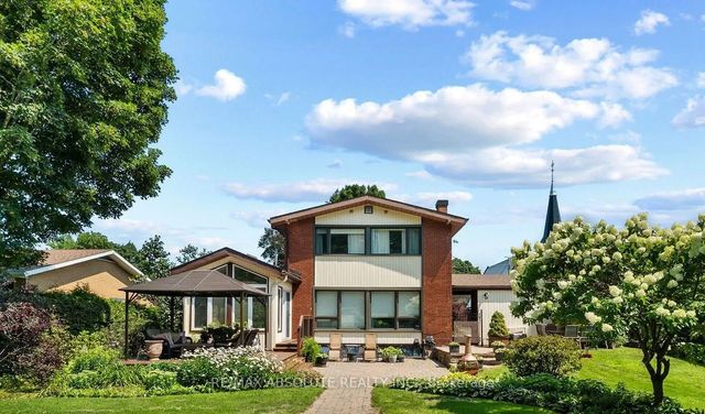 290 Harrington Street, Arnprior