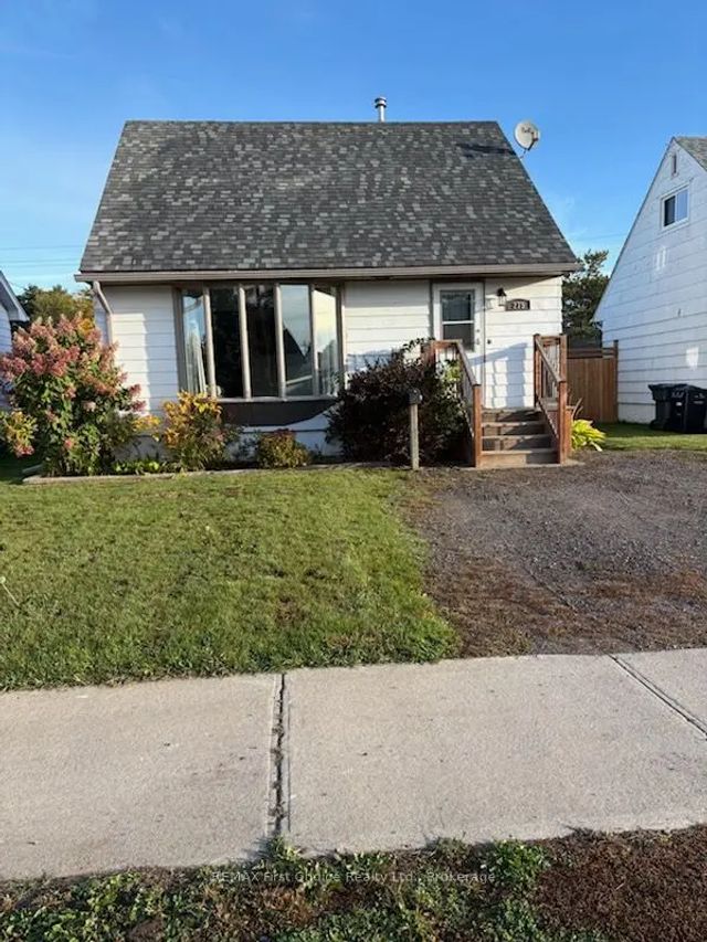 275 Christina Street W, Thunder Bay