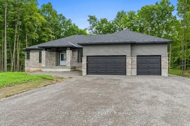 135 Upton Drive, Beckwith