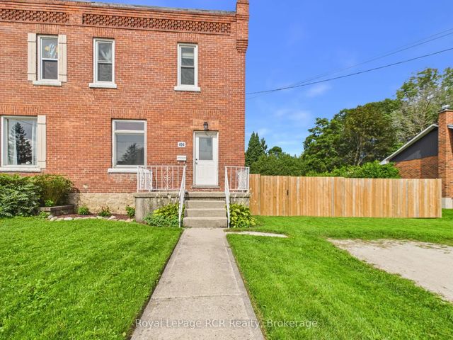 494 16th Street W, Owen Sound