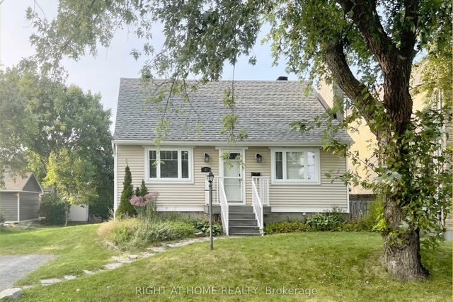 37 Rossland Avenue, Meadowlands - Crestview and Area
