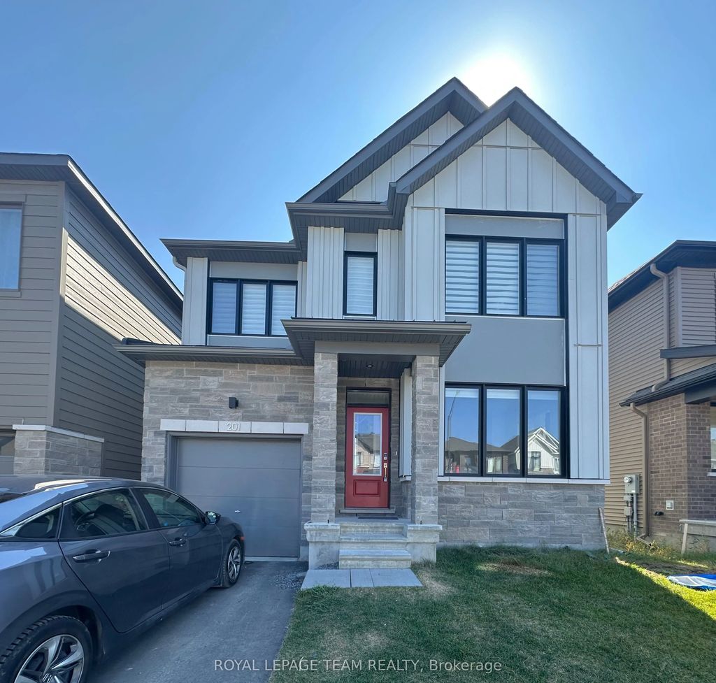 201 Conservancy Drive, Barrhaven