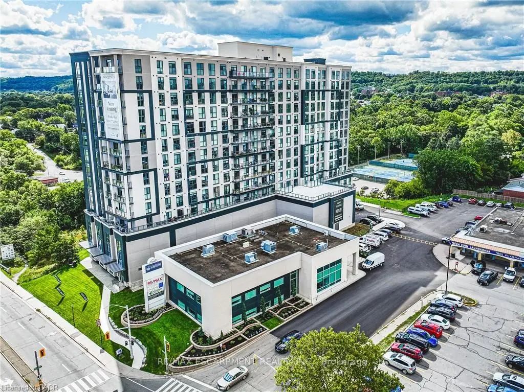 870 Queenston Road 416, Hamilton