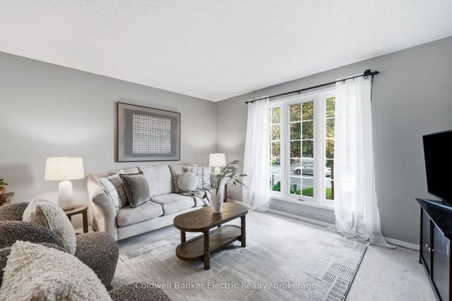 854 Abbey Lane, Peterborough