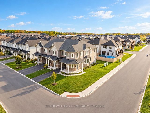 70 Mesa Drive, Barrhaven