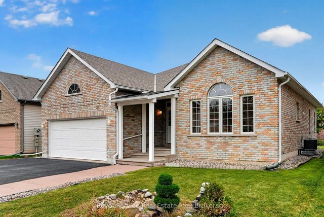 38 Finch Drive, Belleville