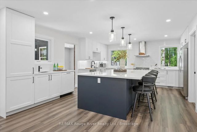 1004 Telecom Road, Kawartha Lakes