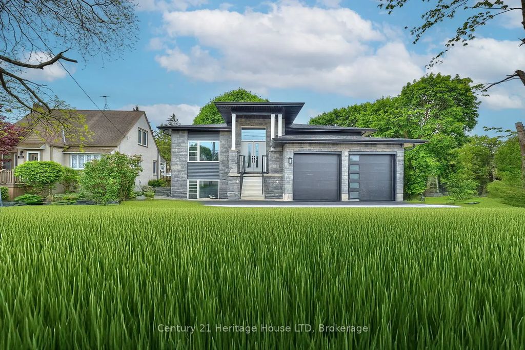 338 Sugarloaf Street, Port Colborne