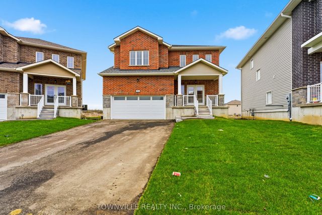51 Bradden Crescent, Belleville