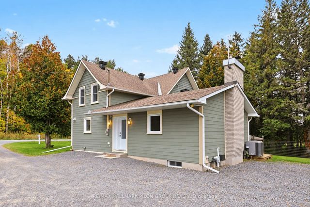877 St Felix Road, Clarence-Rockland