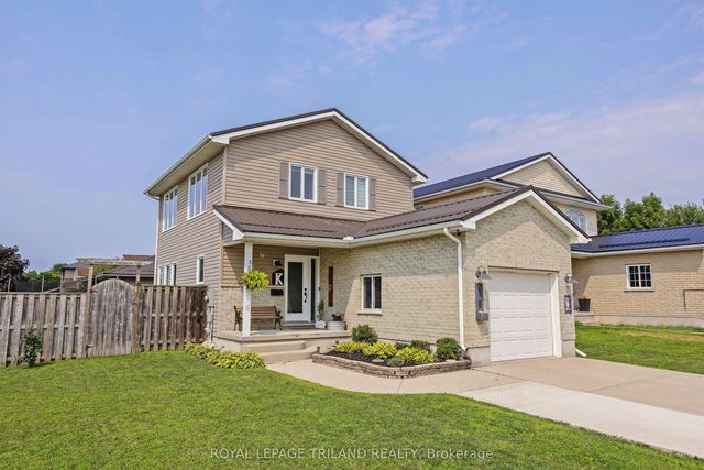 18 Tara Court, Aylmer