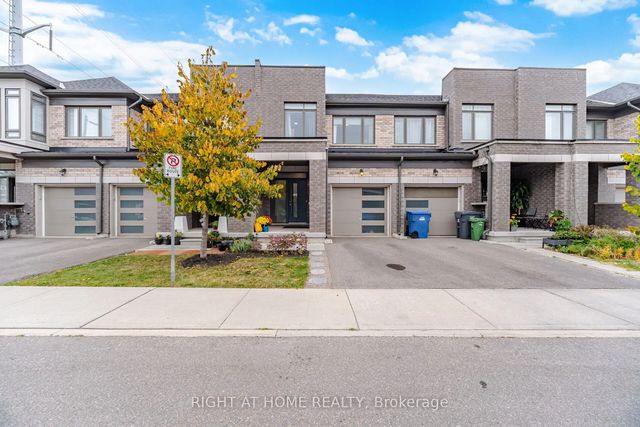 166 Deerpath Drive 79, Guelph