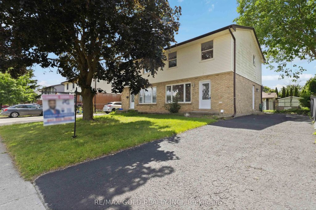 318 Admiral Drive, London East