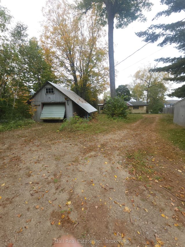 83 Fell Rd, R.r. #2 Baptiste N/a, Hastings Highlands