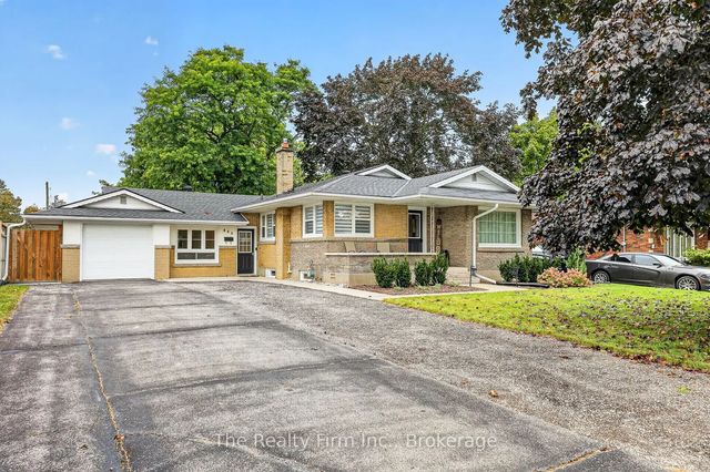 845 Sloane Street, Woodstock