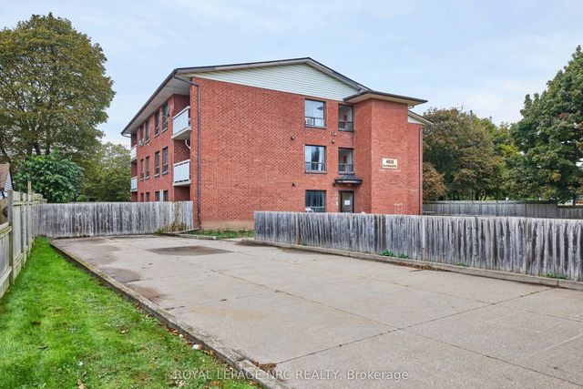 4839 Drummond Road 11, Niagara Falls