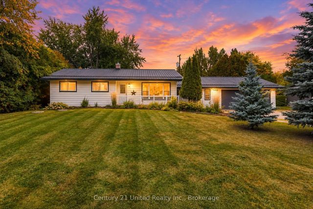 1502 Eleventh Line, Selwyn