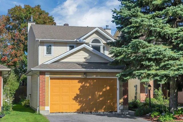 11 Avonhurst Avenue, Barrhaven