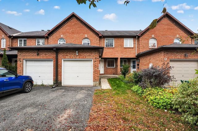 49 Robarts Crescent, Kanata