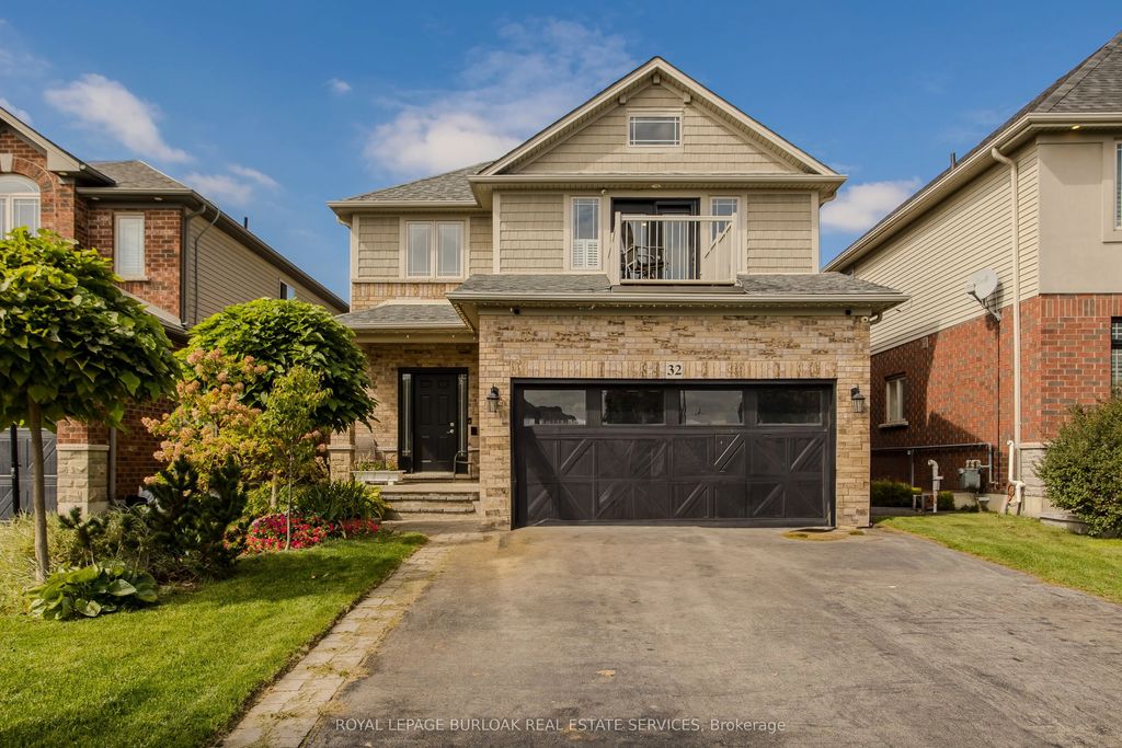 32 Great Oak Trail, Hamilton