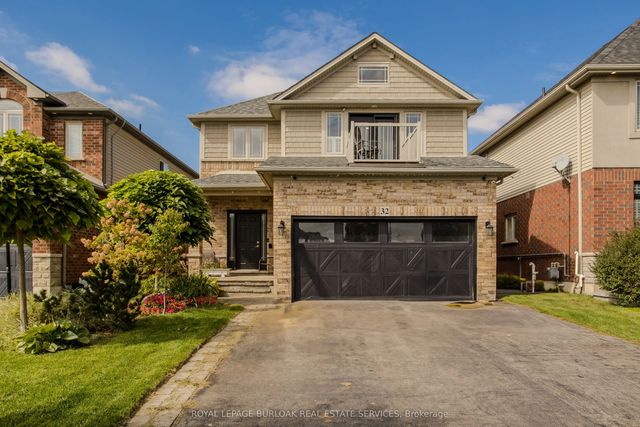 32 Great Oak Trail, Hamilton