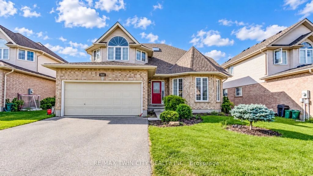 920 Marl Meadow Court, Kitchener
