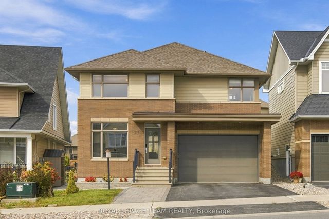 373 Huntsville Drive, Kanata