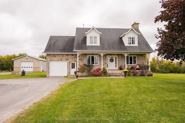 1327 County Road 34 Road, North Glengarry